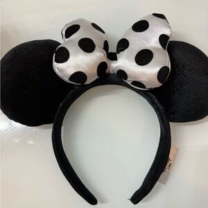 Disney Black Mouse Ears Headband